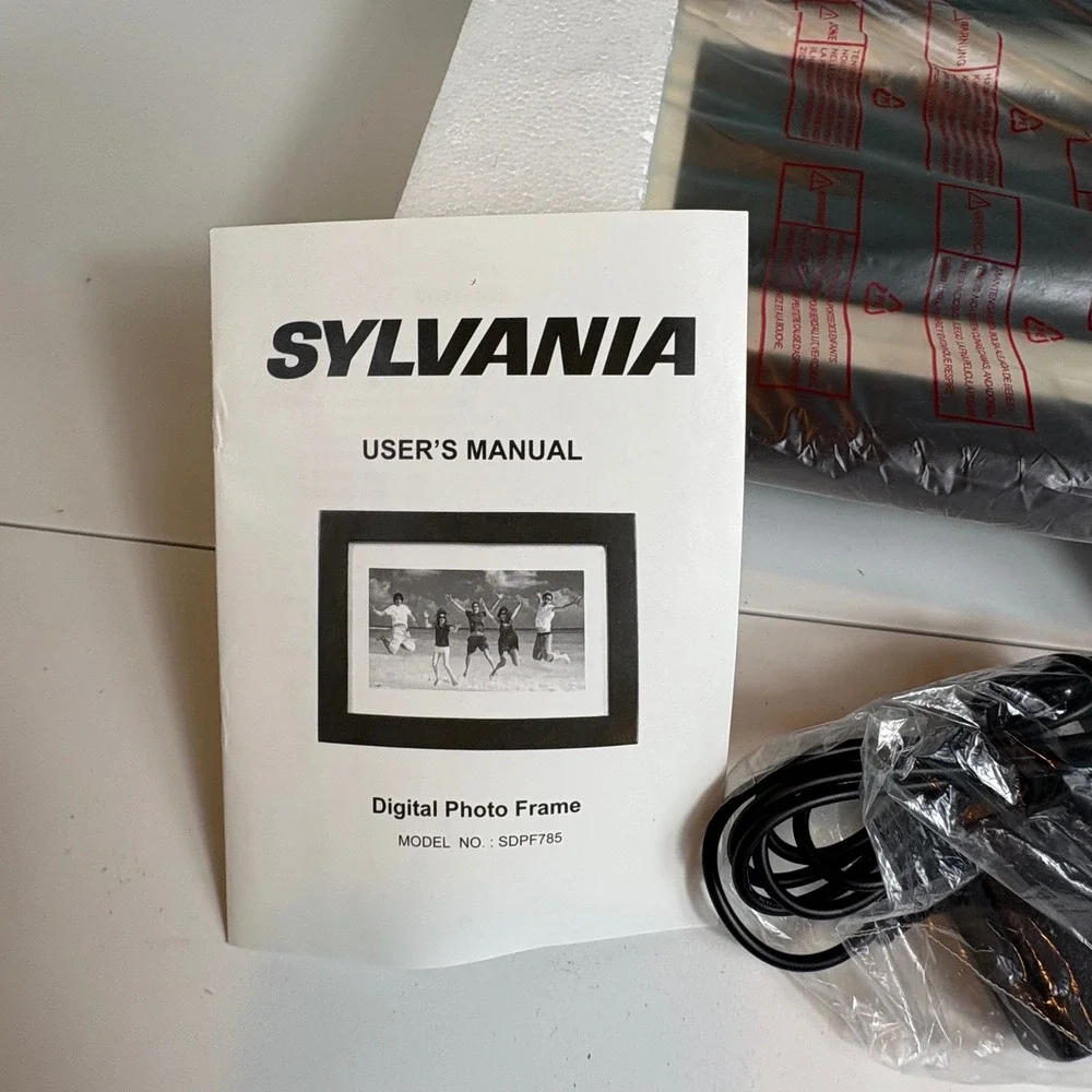 Sylvania 7